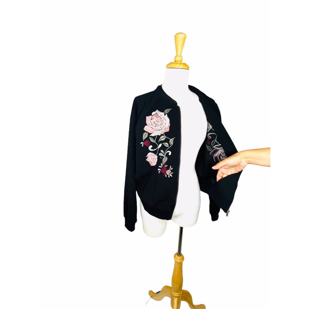 Democracy Embroidered Floral Track Jacket Black Sz M - Picture 5 of 10
